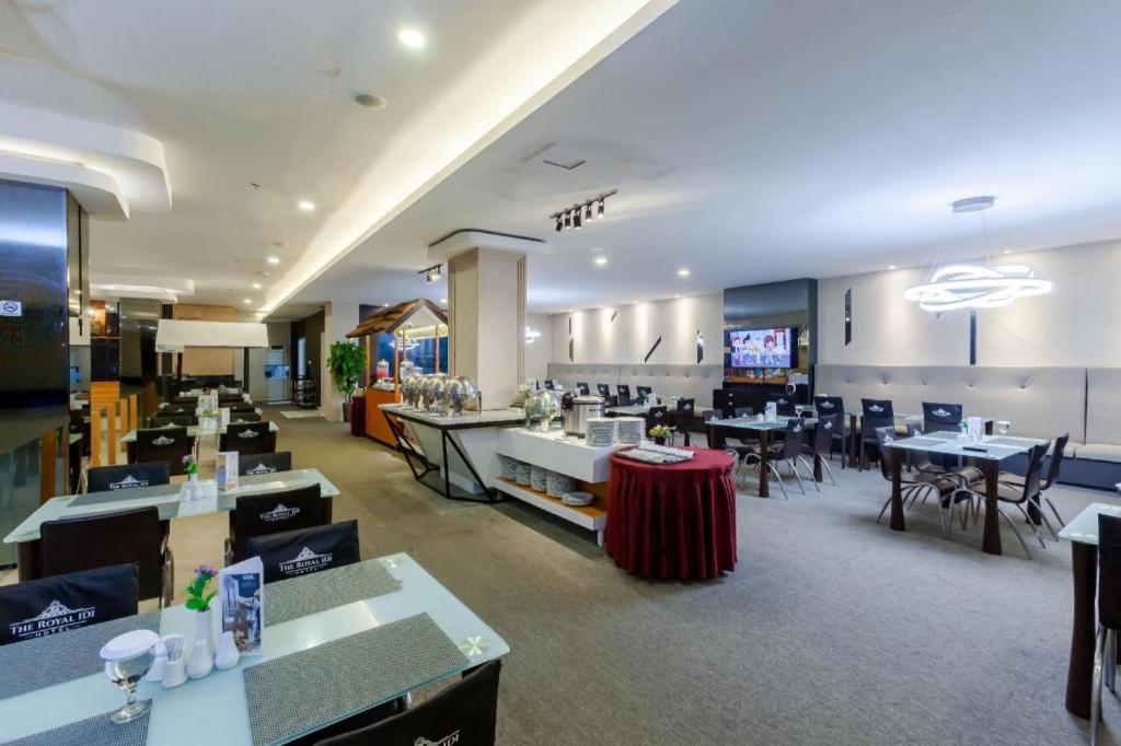 The Royal Idi Hotel Idirayeuk Экстерьер фото