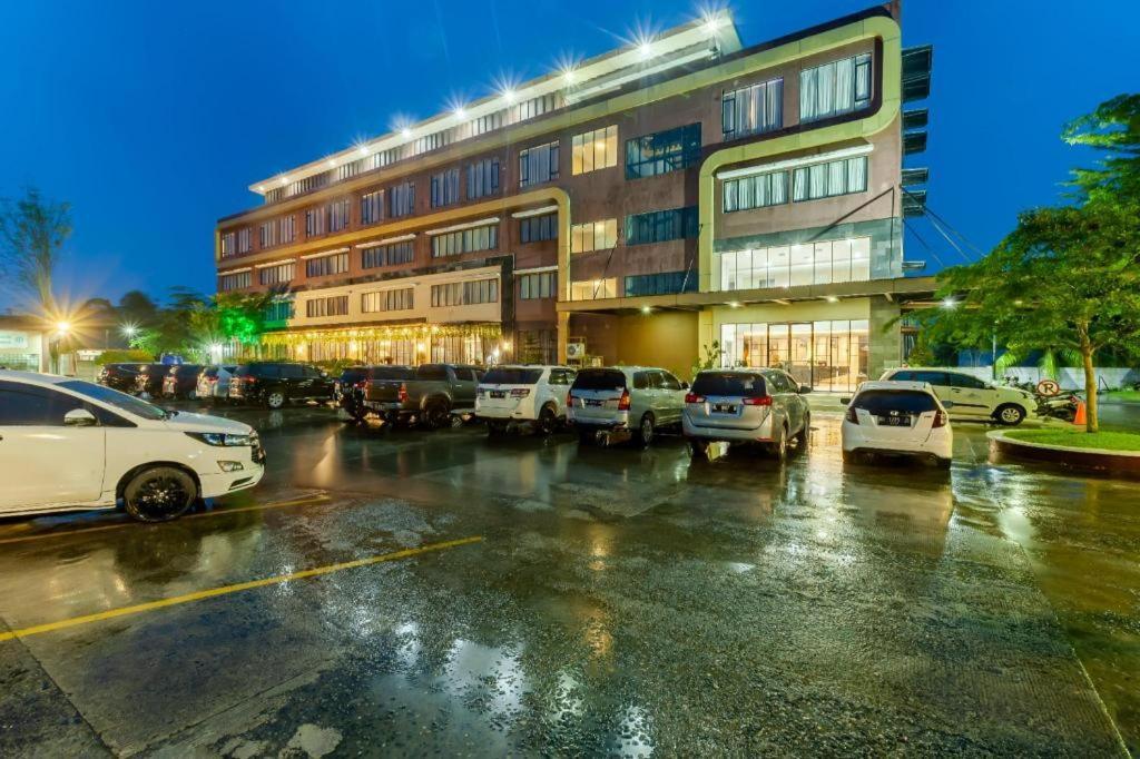 The Royal Idi Hotel Idirayeuk Экстерьер фото