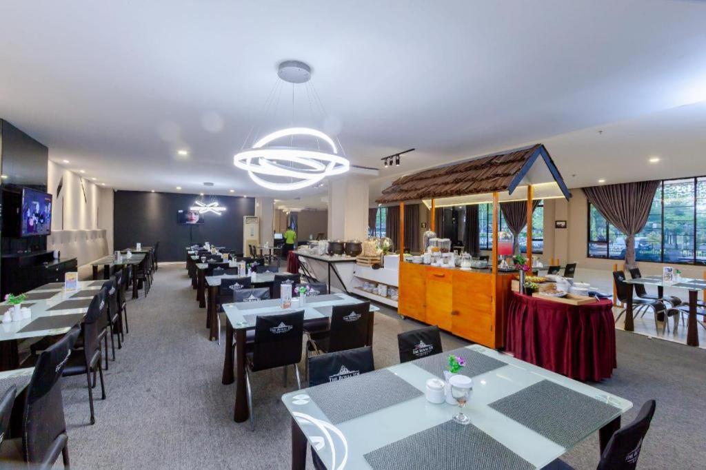 The Royal Idi Hotel Idirayeuk Экстерьер фото